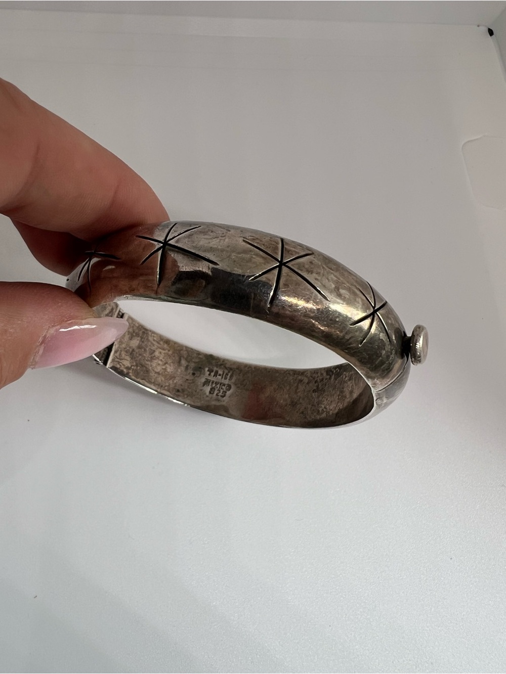 Sterling Silver Star Engraved Hinged Bangle Bracelet MEXICO